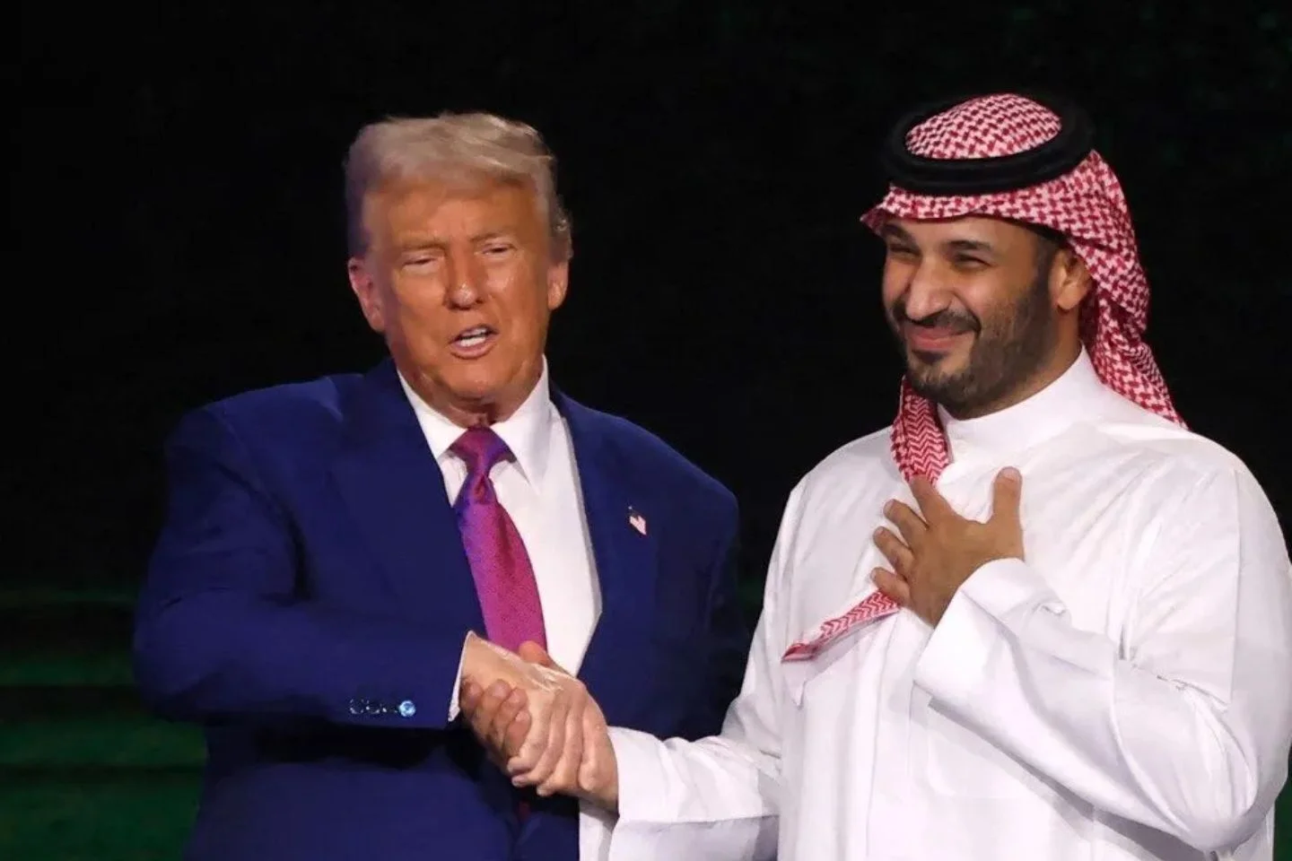 Trump to lift US sanctions against Syria