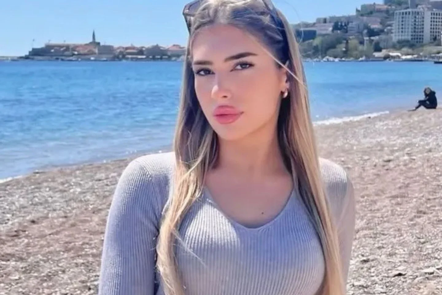 Panic attack: Instagram model (19) falls to her death during parasailing flight