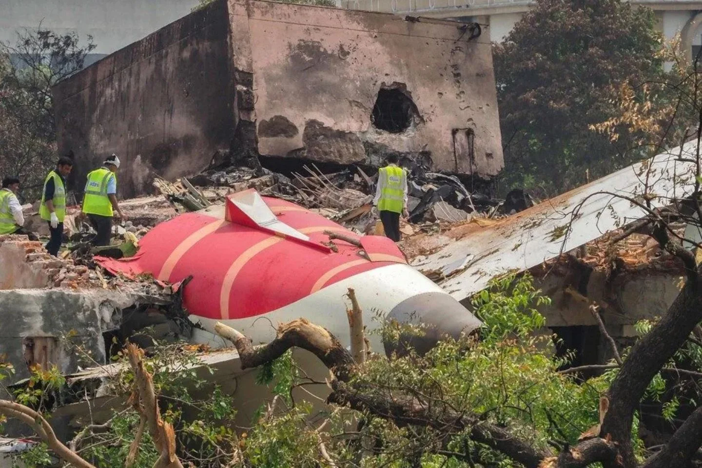 260 dead: Fuel supply deliberately cut off before Air India crash